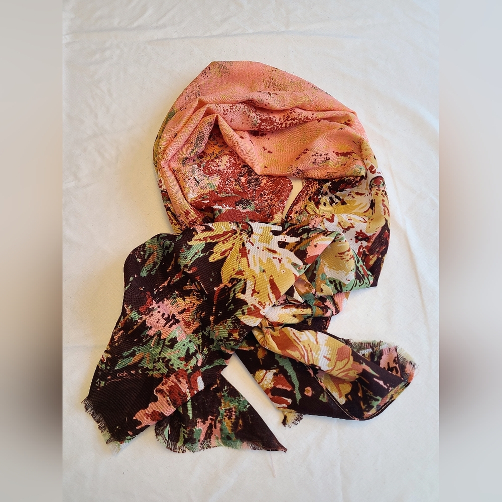 Floral Pattern Women's Scarf